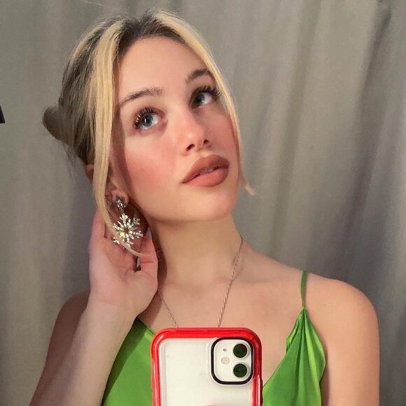 Meet your Posher, G - Picture 1 of 1